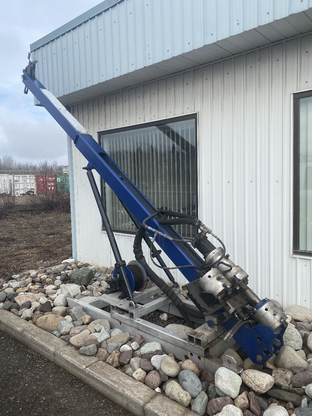 Versa KmA3S Diamond Core Fly Drill Package with Skid and Enclosure
