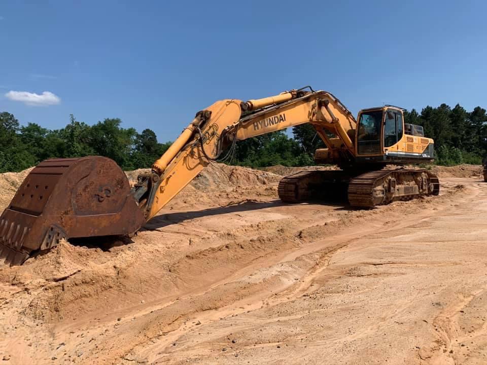 Hyundai 520LC-9A Excavator