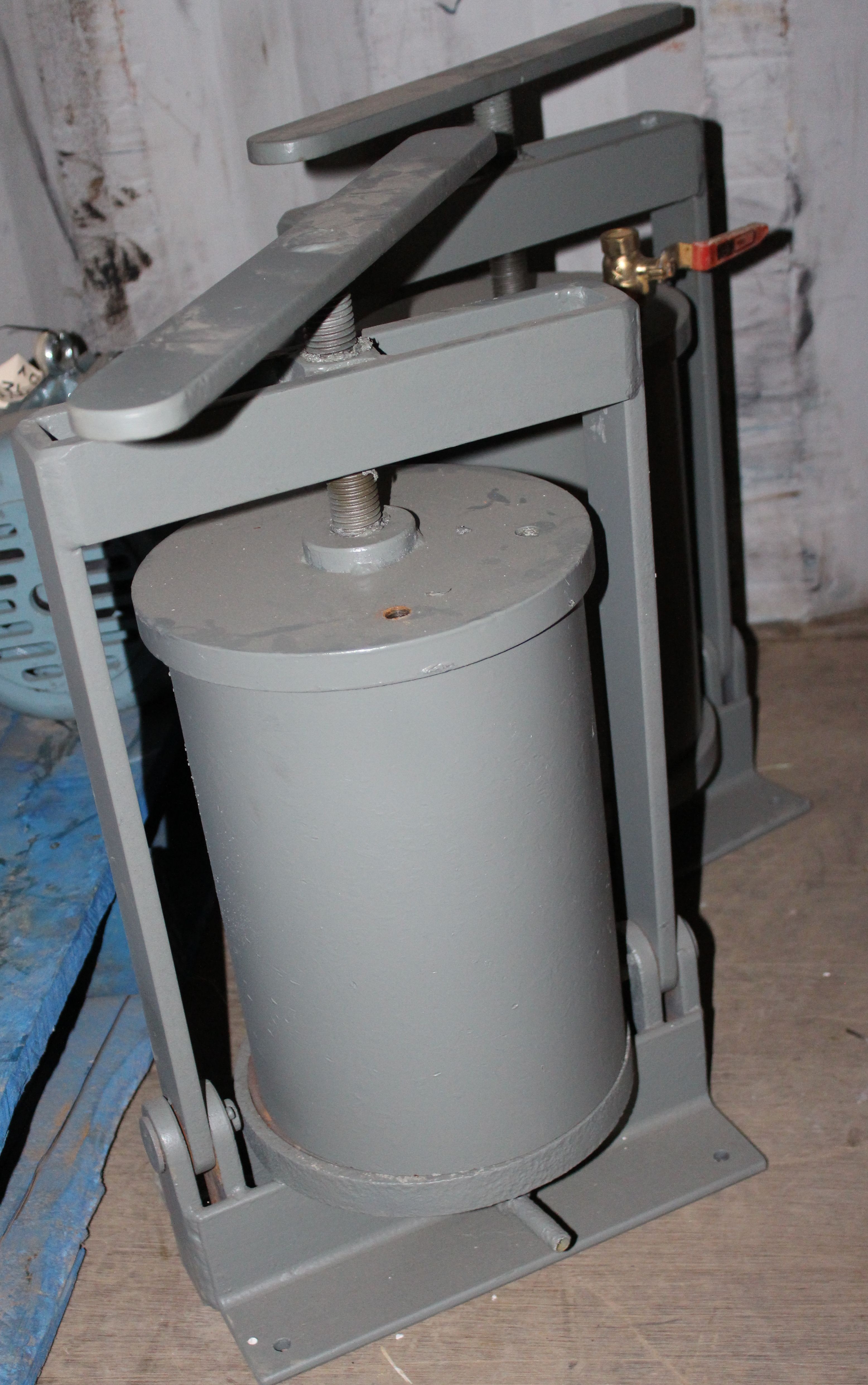 8 in x 12 in Pressure Filter