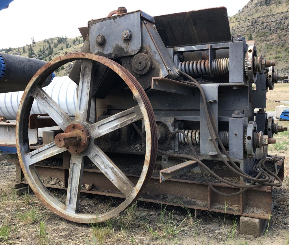20 in x 26 in Quad Roll Crusher