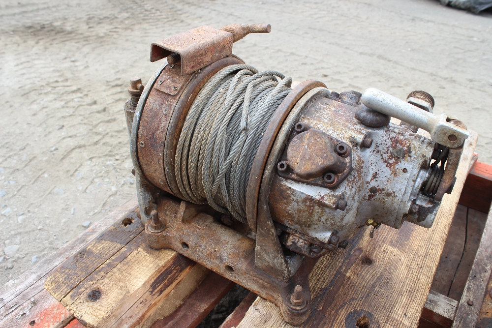 Ingersoll-Rand BU Air Tugger