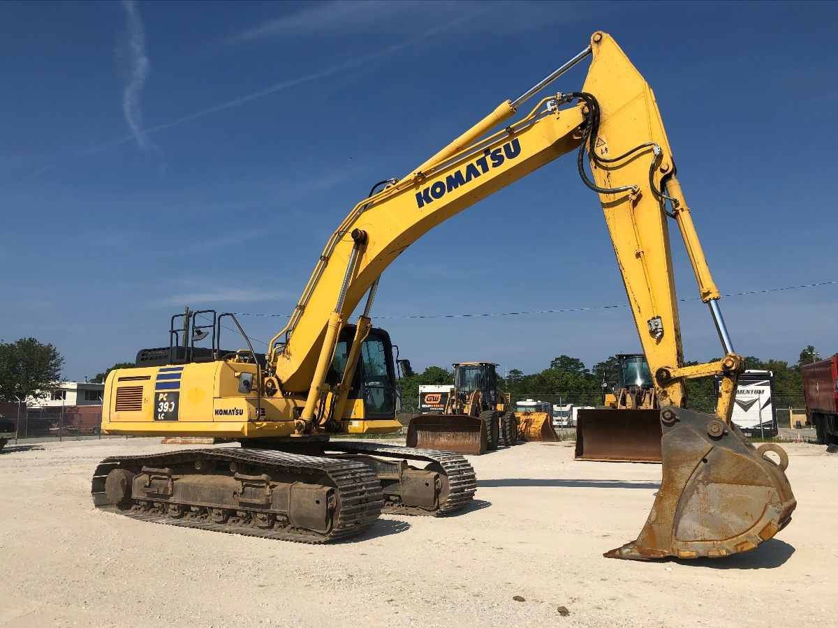 Komatsu PC390LC-10 Excavator