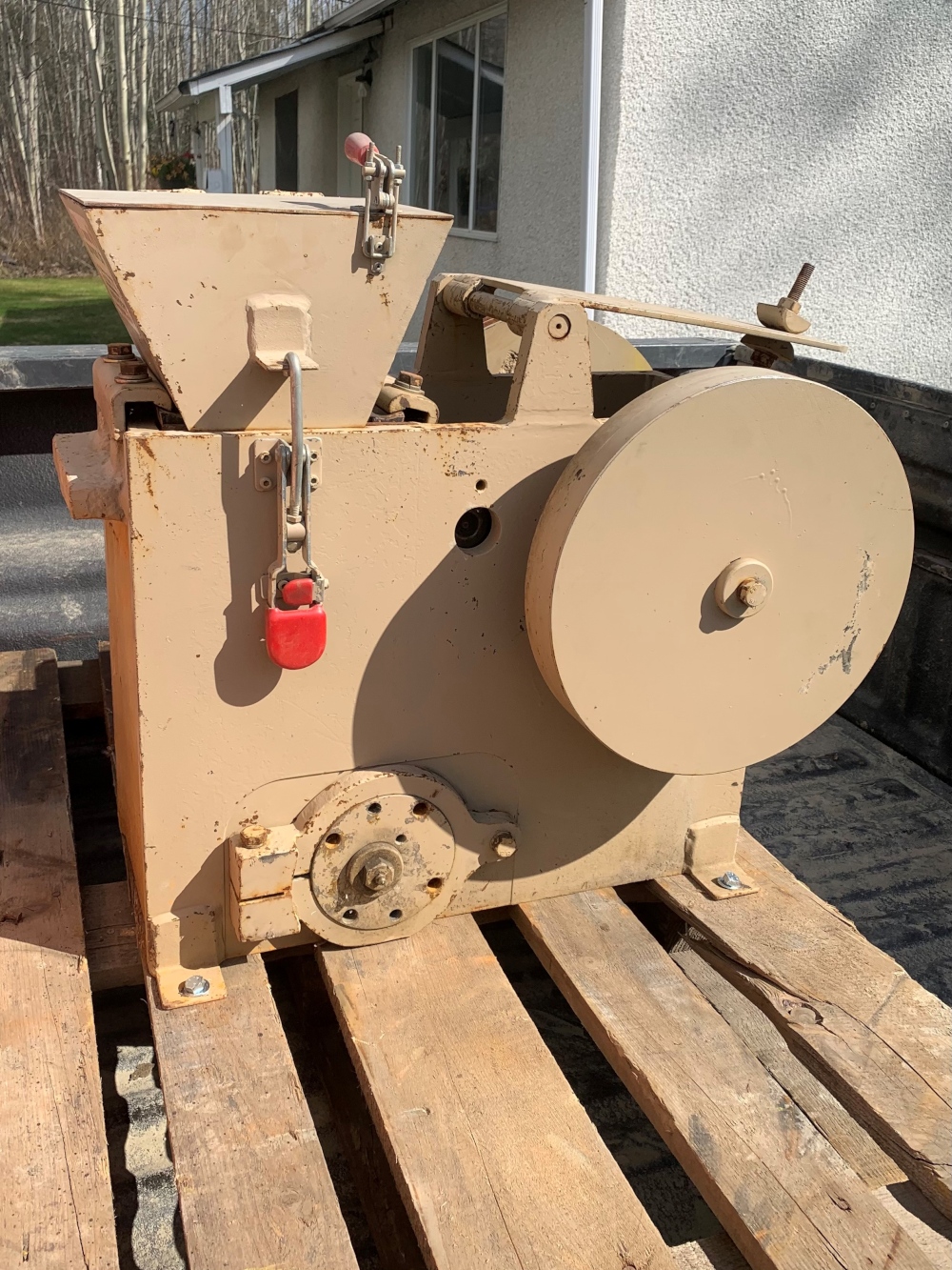 Savona Gladiator 5 x 7 Lab Jaw Crusher