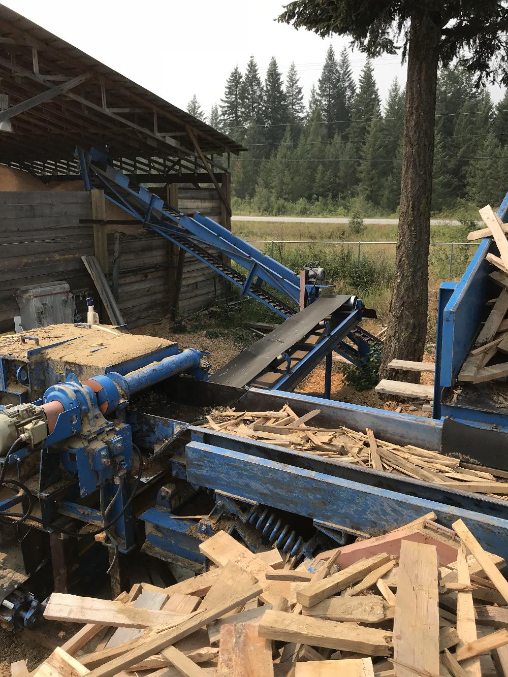 WSM (West Salem Machinery) Wood Grinder Package