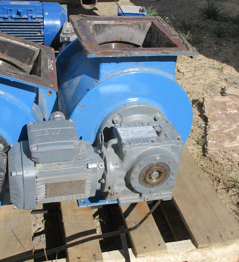 12in Rotary Valves with Motors and Reducers