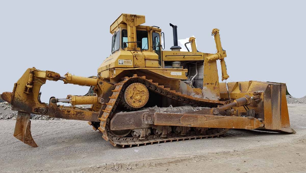 Bouteur CAT D9L