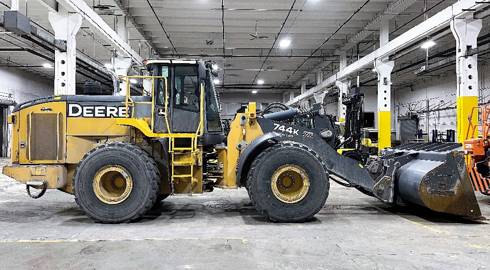 2012 John Deere 744K Wheel Loader