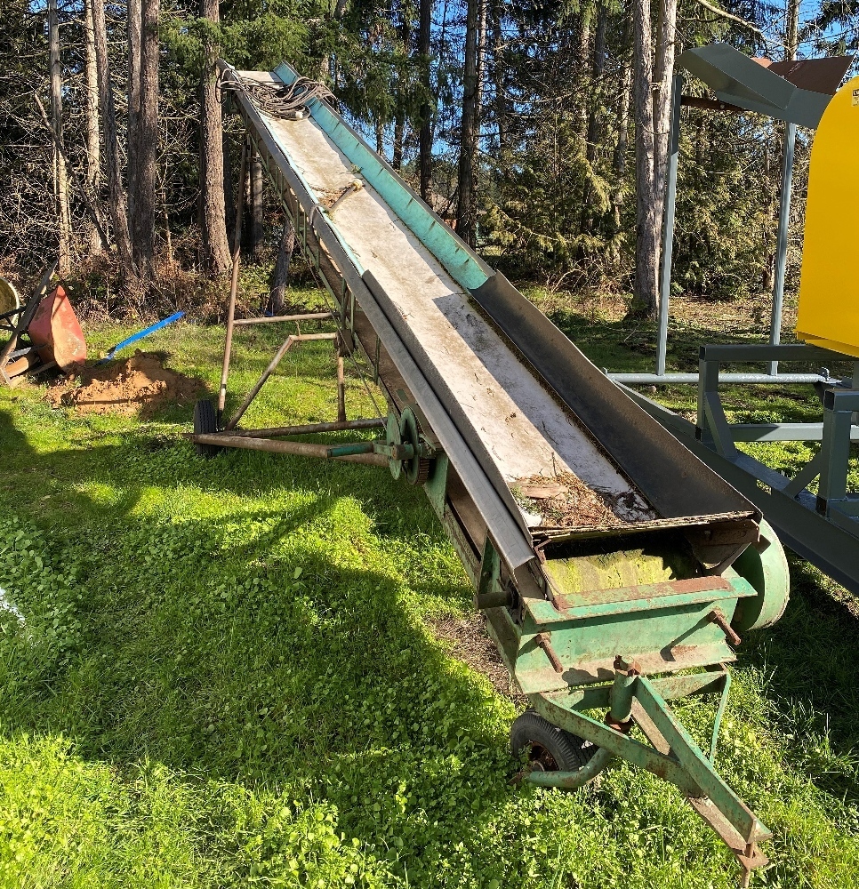 18in x 24ft Radial Stacking Conveyor