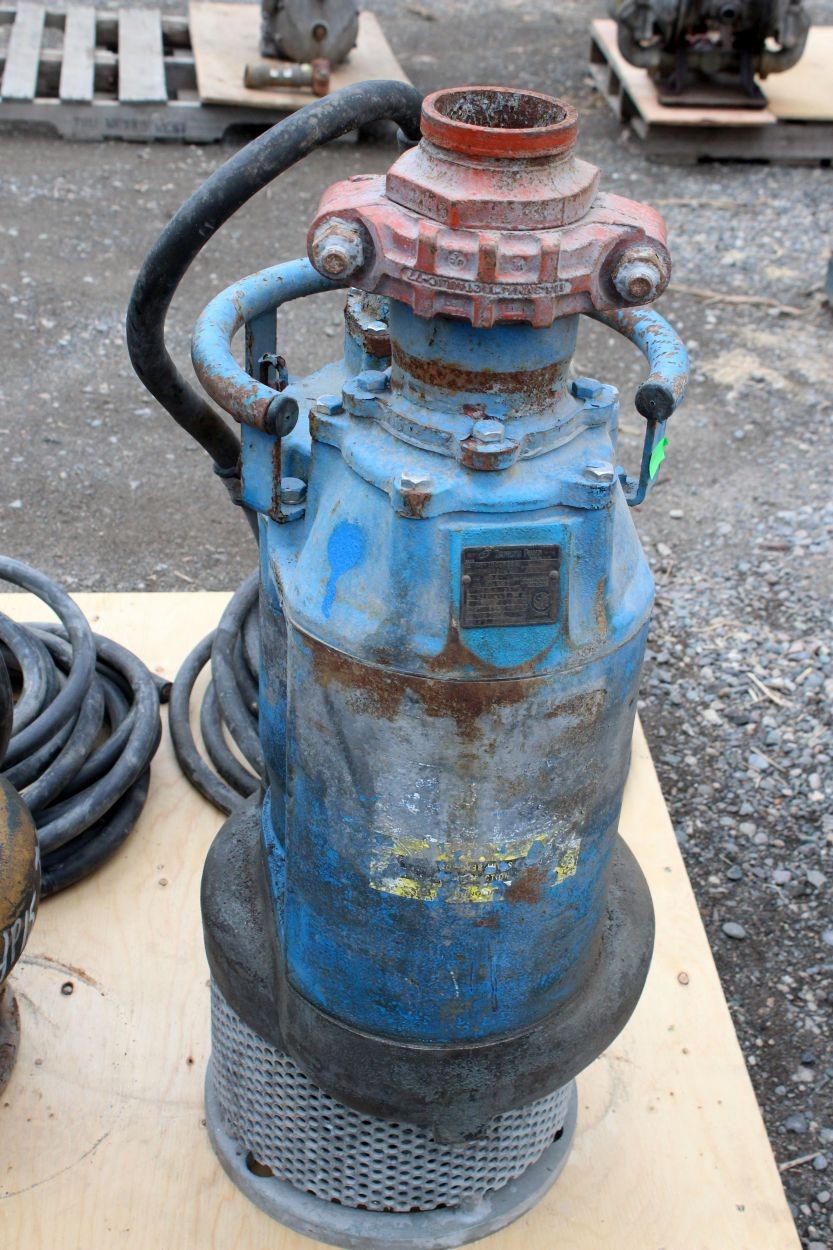 Tsurumi 15 hp Submersible Pump