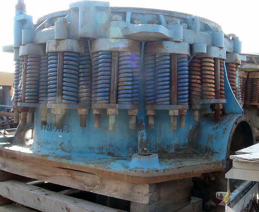 Symons 7 ft Standard Cone Crusher