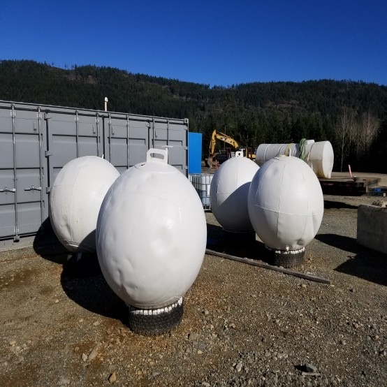 Moorage System/Anchors, Chain and Can Buoys