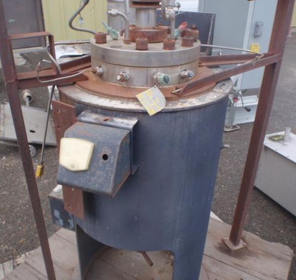 Autoclave Engineers 20 Inch Autoclave
