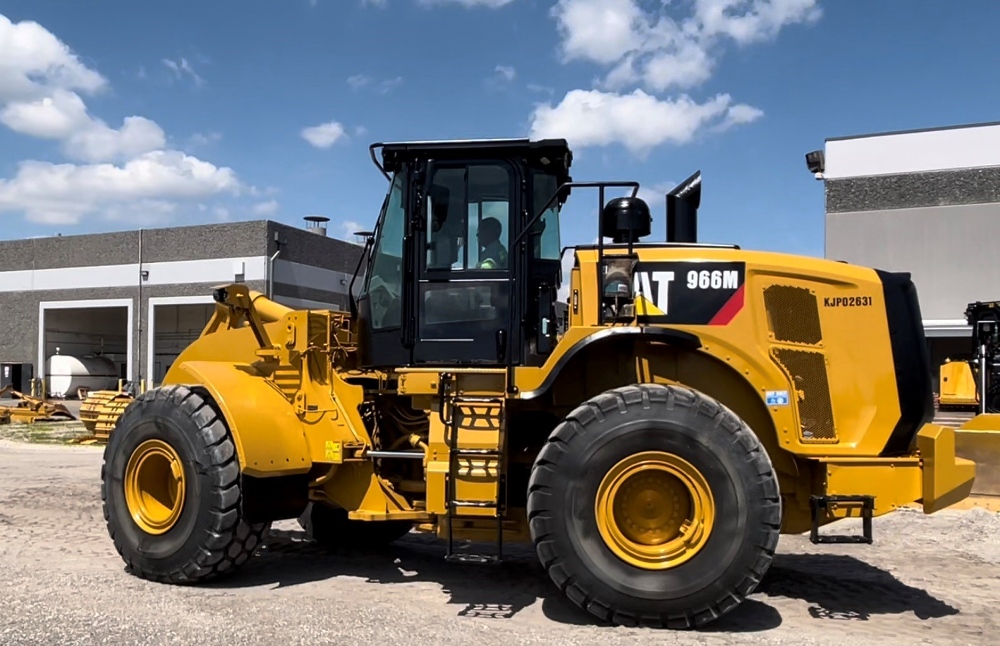 2017 CAT 966M Wheel Loader