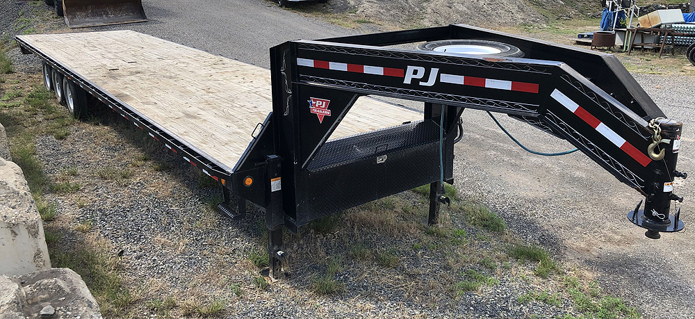 PJ Trailers 36ft Long Gooseneck