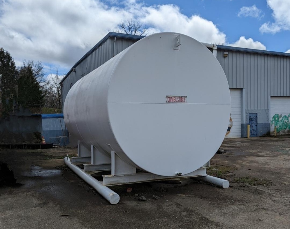10,000 Gallon Fuel Tank