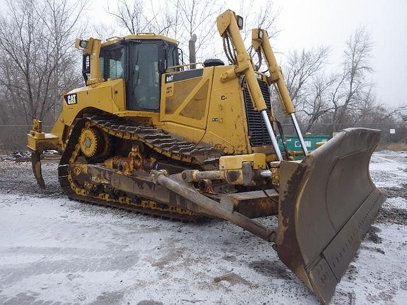 Bouteur Caterpillar D8T