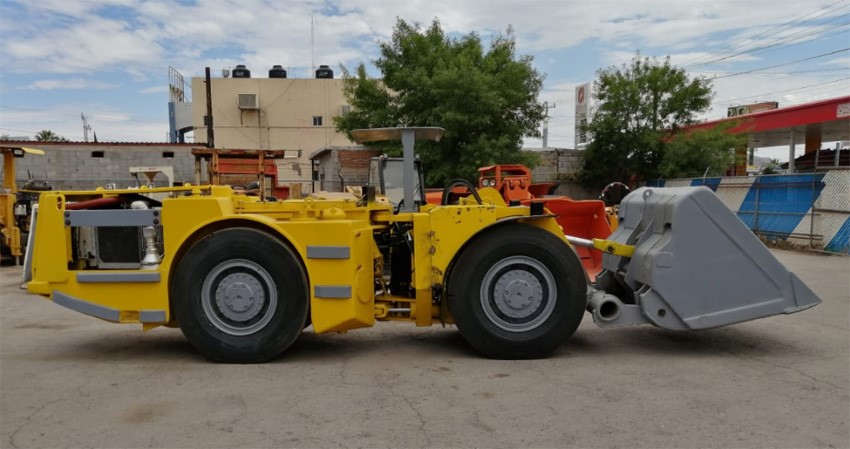 Wagner ST2D 2-Yard Scooptram