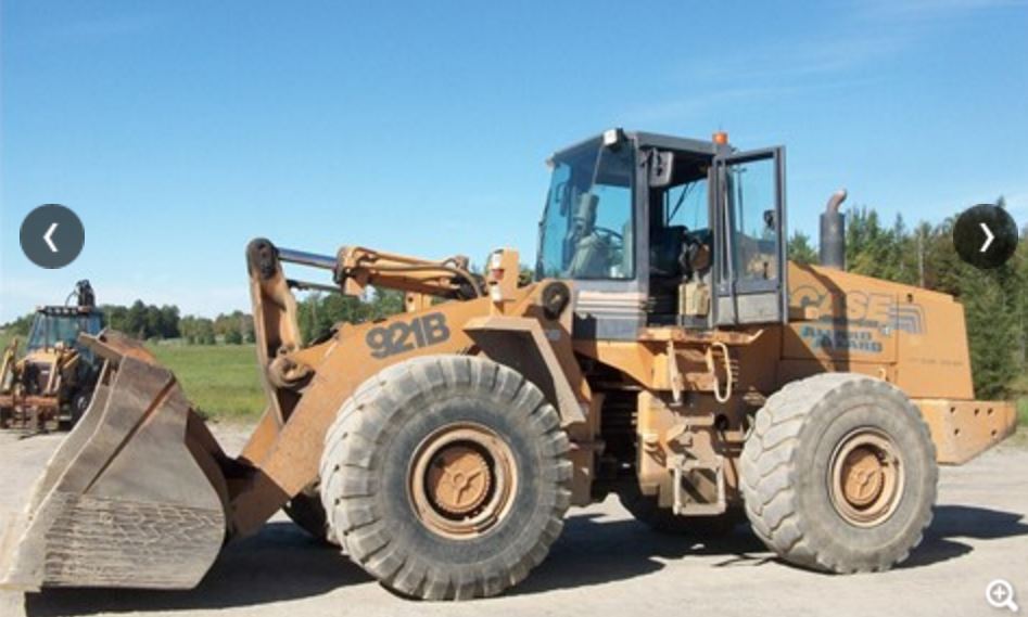 Case 921B Wheel Loader