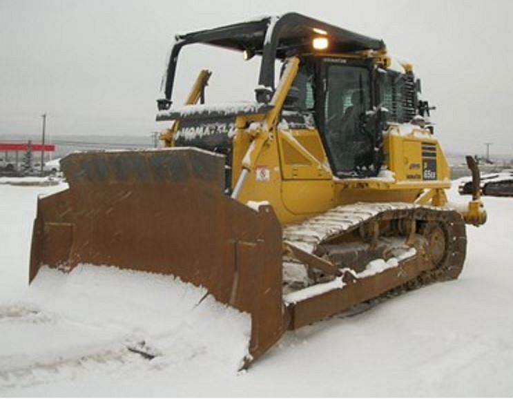 Komatsu D65EX-17 Dozer