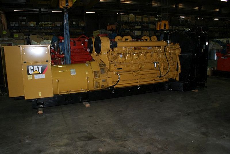 Caterpillar 2000 kW Diesel Generator