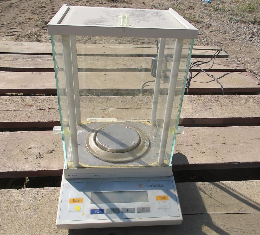 Sartorius BL210S Analytical Scale