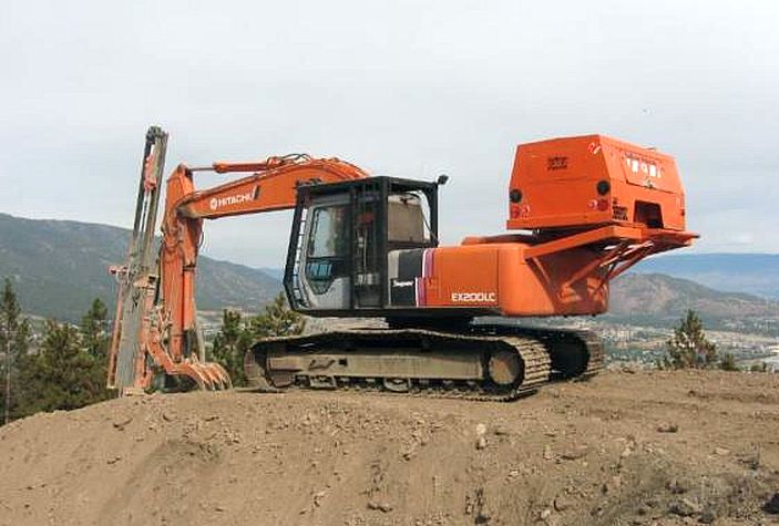 Hitachi EX200LC with CPA220 Drill