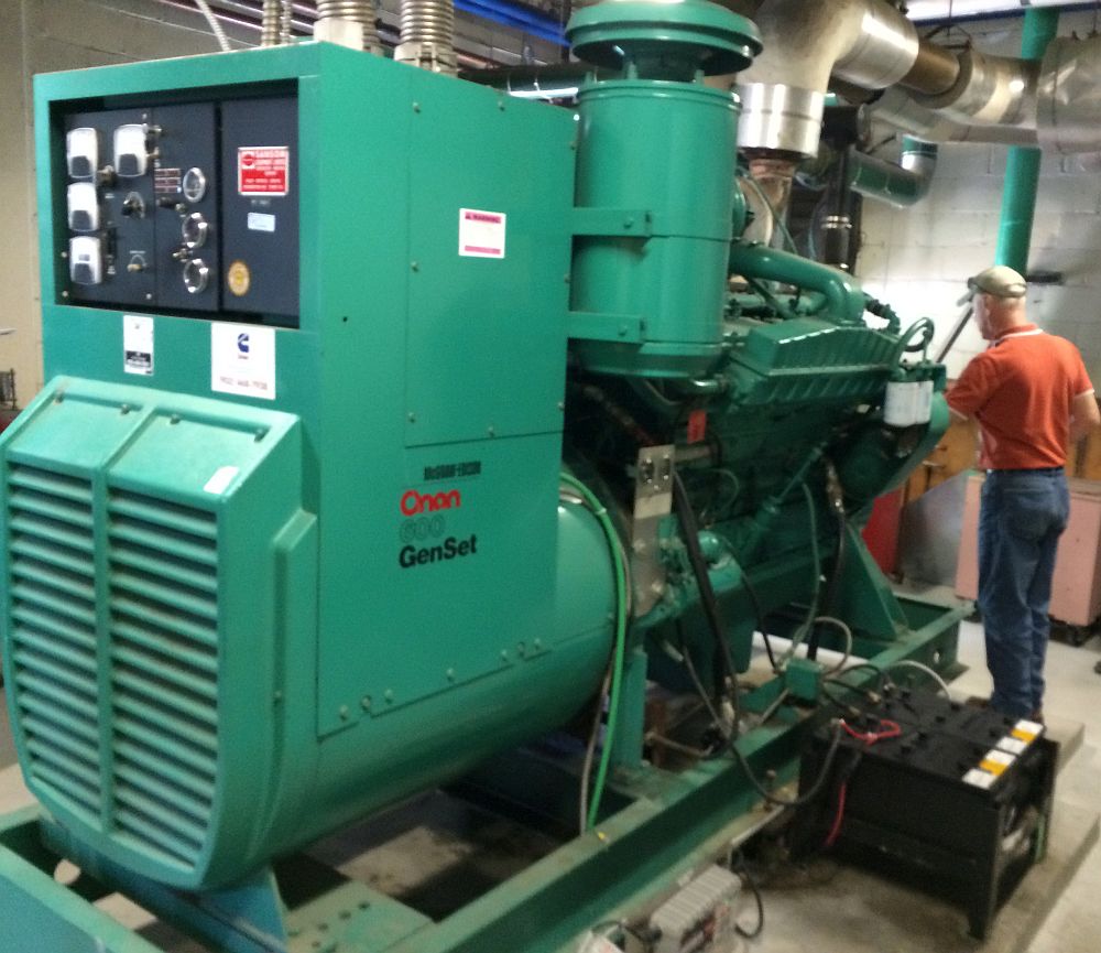 Cummins 600 kW Diesel Generator
