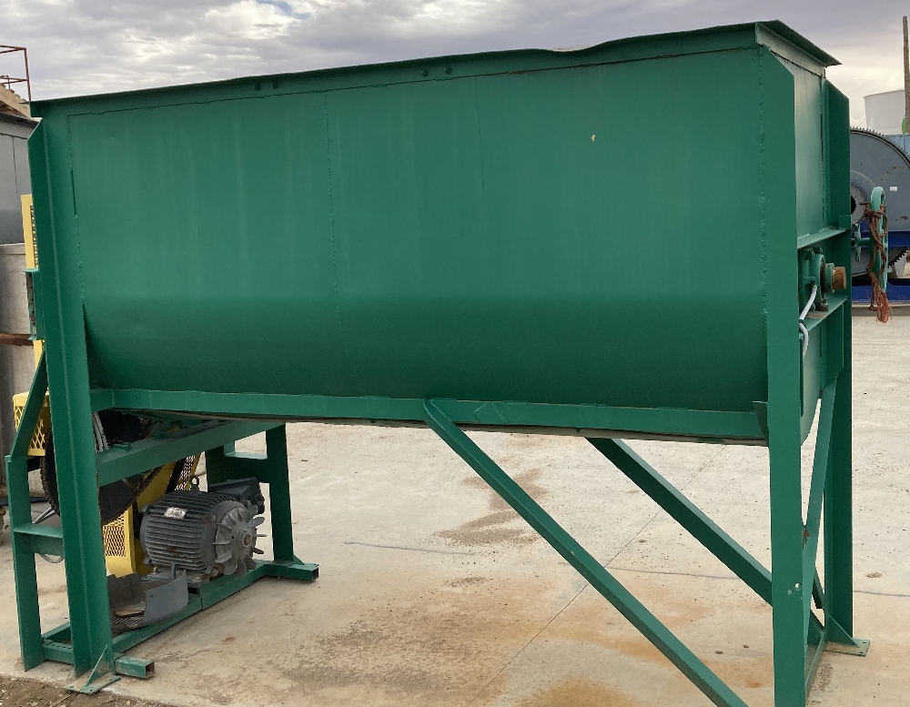 Davis Paddle Mixer