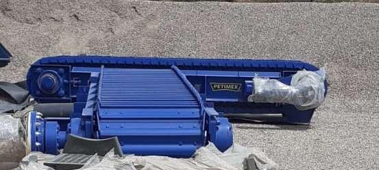 Petimex 30in x 10ft Apron Feeder