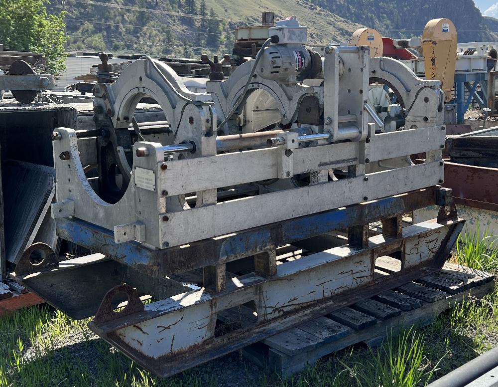 Machine de fusion de tuyaux en PEHD