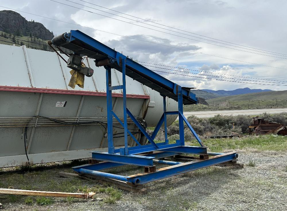 12in x 15ft Inclined Conveyor