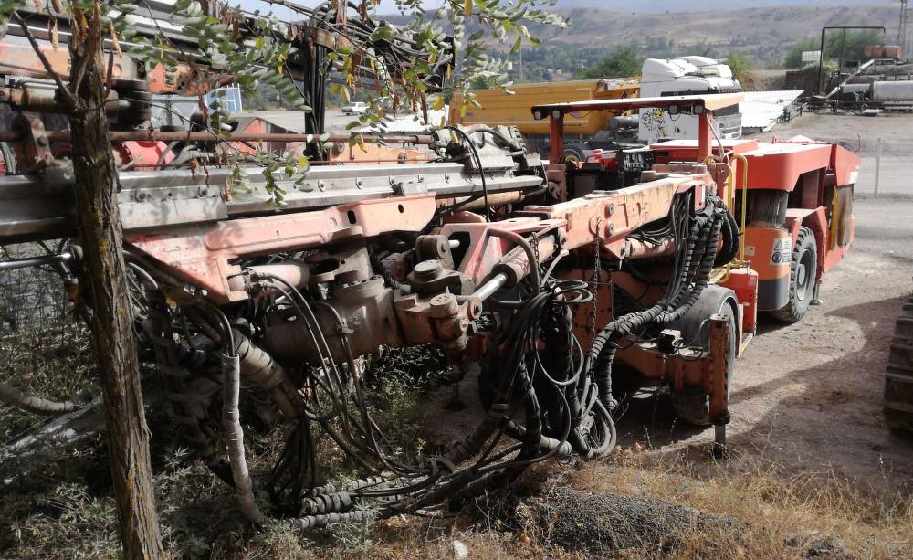 2012 Sandvik DT820 Jumbo Drill