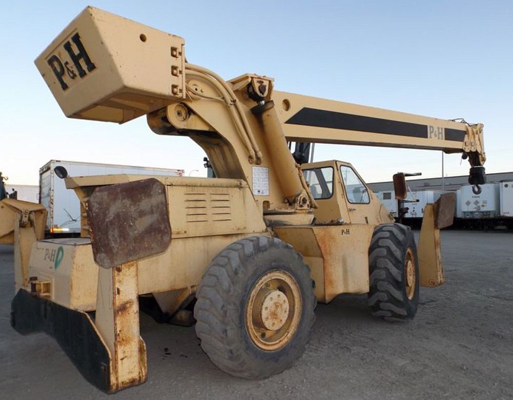 P&H 18 Ton Rough Terrain Crane