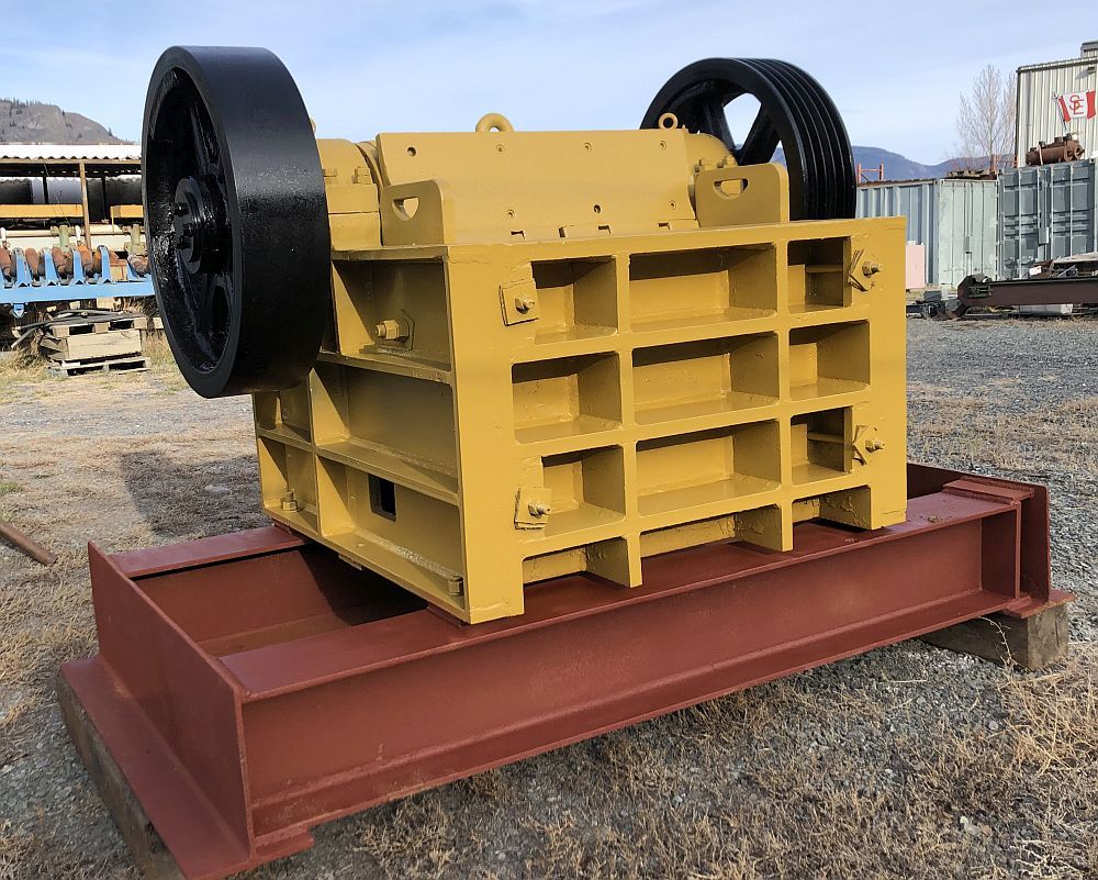 10in x 40in Trio Jaw Crusher