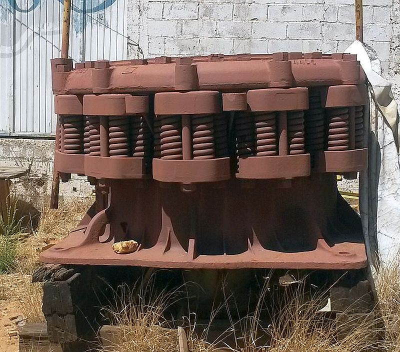 Symons 4 ft Short Head Cone Crusher