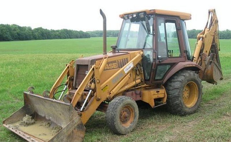 Case 580K Backhoe