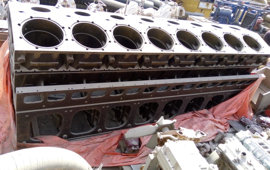 MWM Deutz 16 Cylinder 640 Series Crankshaft and Block