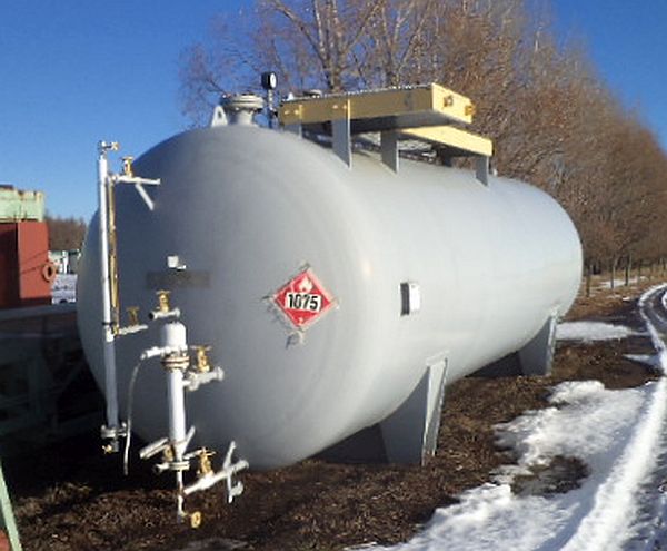 8 ft x 25 ft Pressure Tank