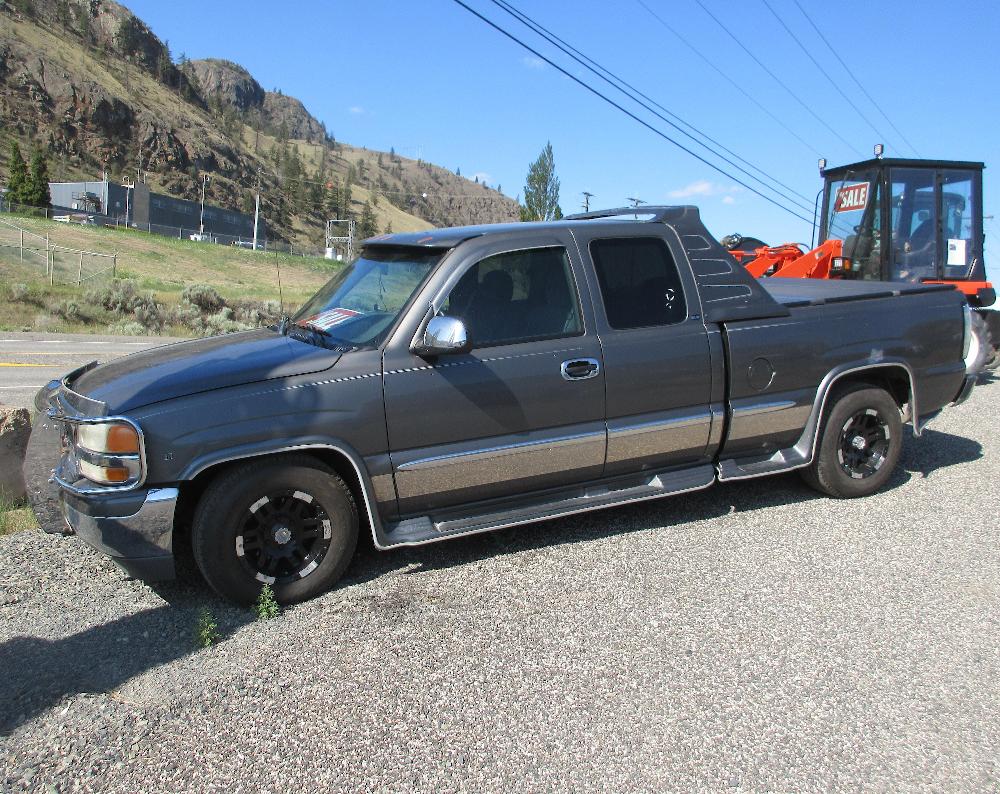 2001 GMC Sierra 1500 Extended Cab SLE Pickup