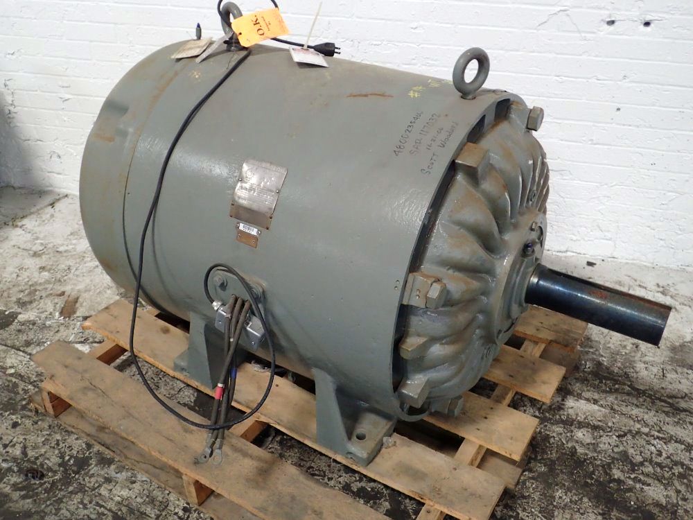 Moteur électrique Reliance de 100 ch