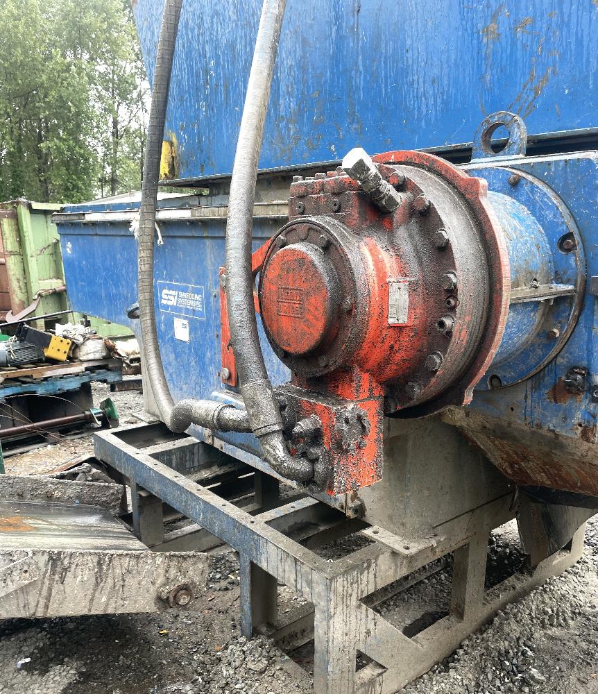 SSI SR-375 Hydraulic Single Shaft Shredder