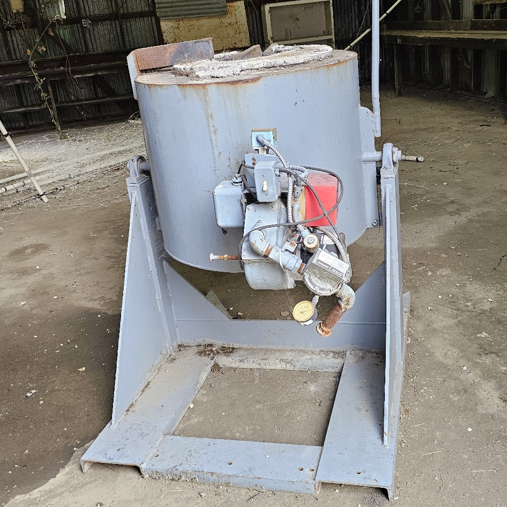 Manual Pouring Furnace
