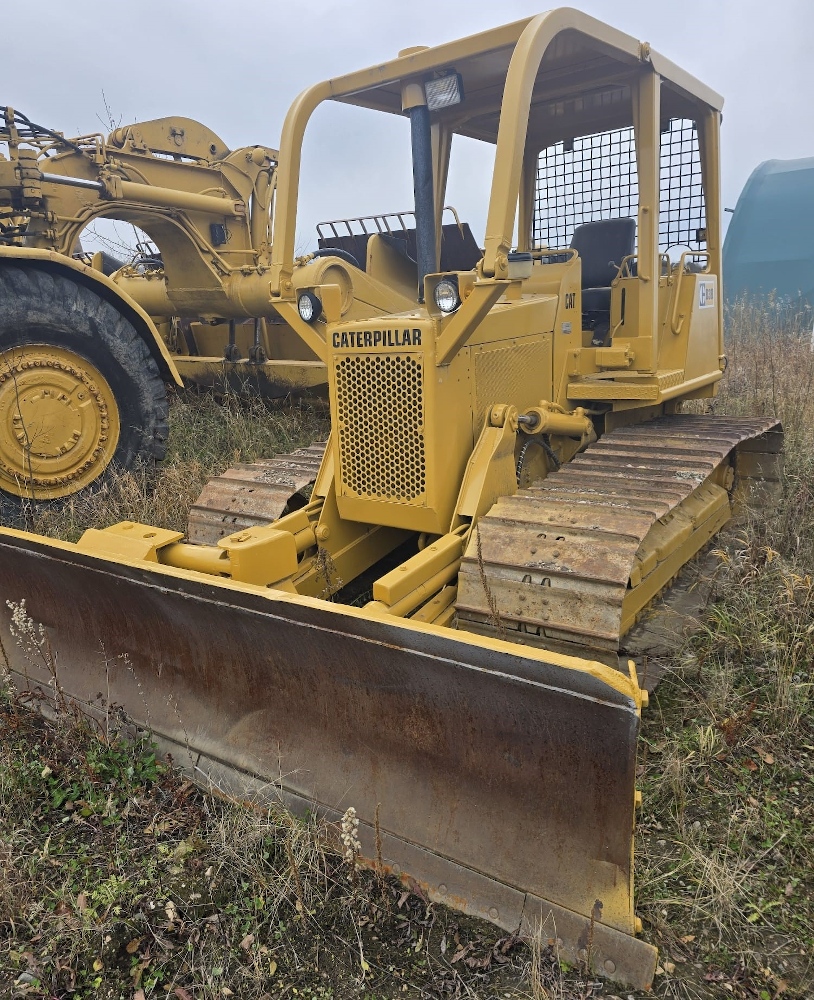 CAT D3B Dozer