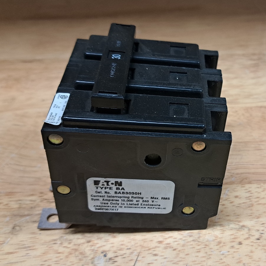Eaton 3 Pole 30 Amp Breaker
