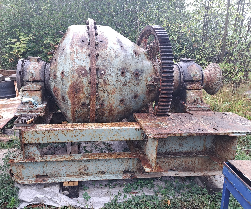 Hardinge 4.5ft Dia. x 16in Conical Ball Mill