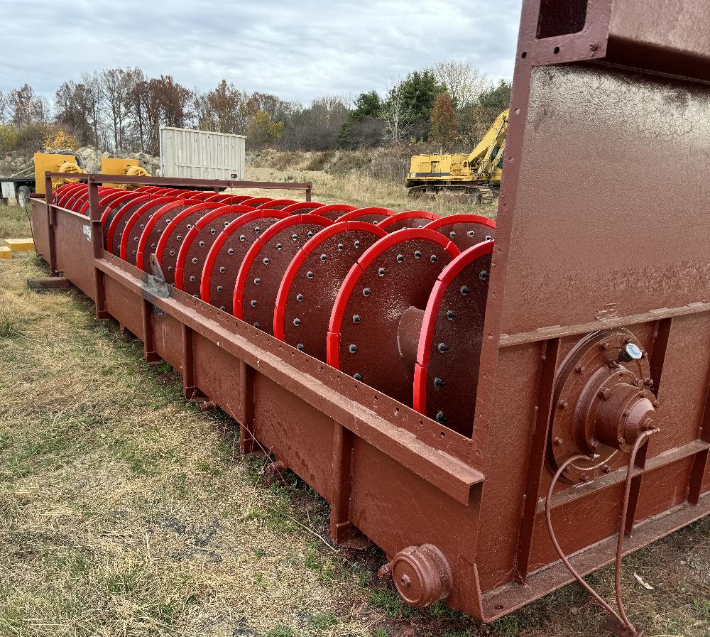 McLanahan 44x33D Twin Sandscrew