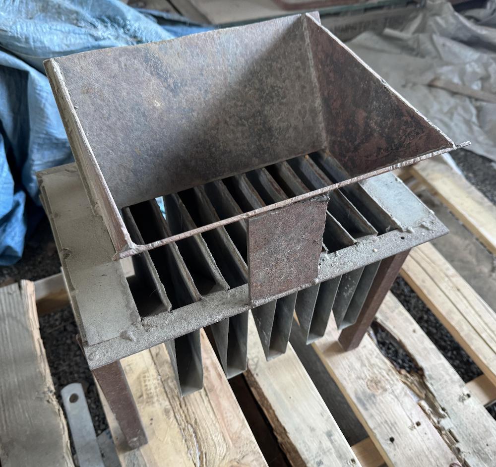 3in x 11in Sample Splitter