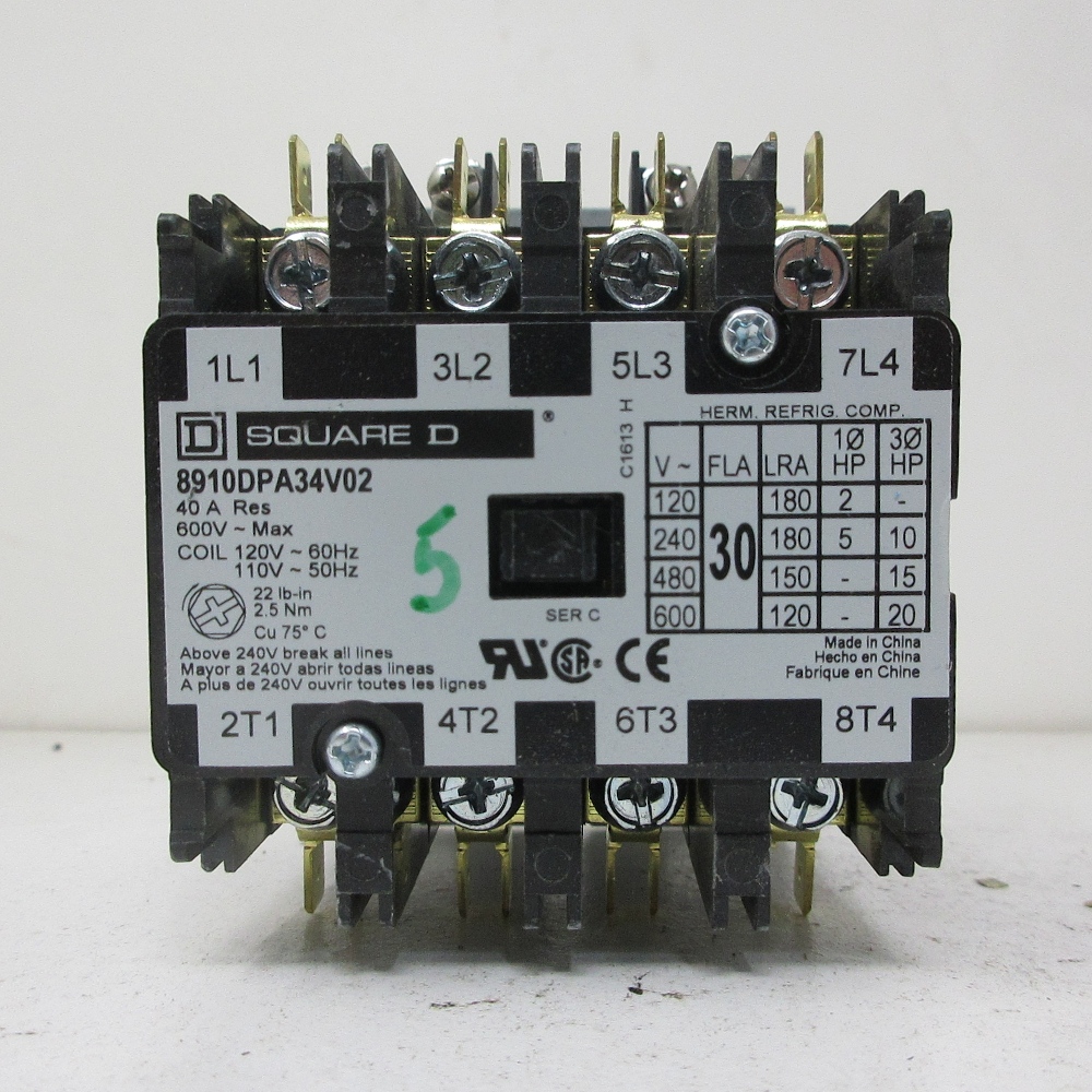 Contacteur carré D 8910DPA34V02 30 A