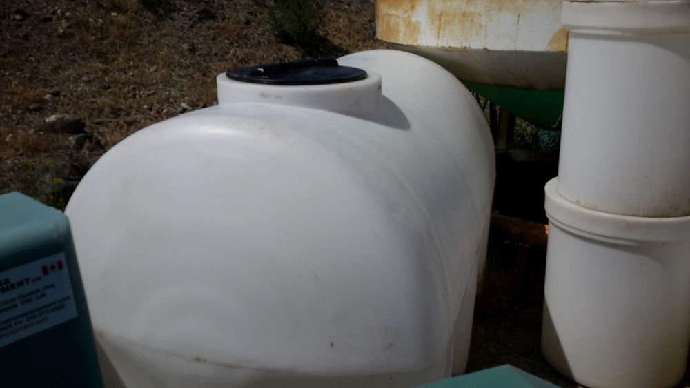 Polyethylene RKLT-500 Leg Tank