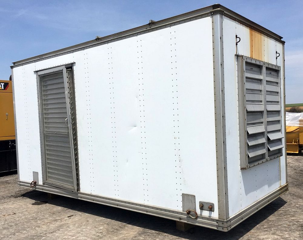 Caterpillar 500 kW Diesel Generator